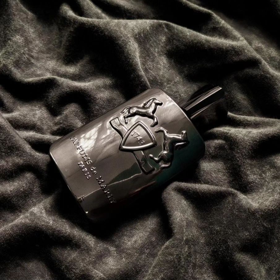 عطر گرمی مارلی هرود رویال اسنس