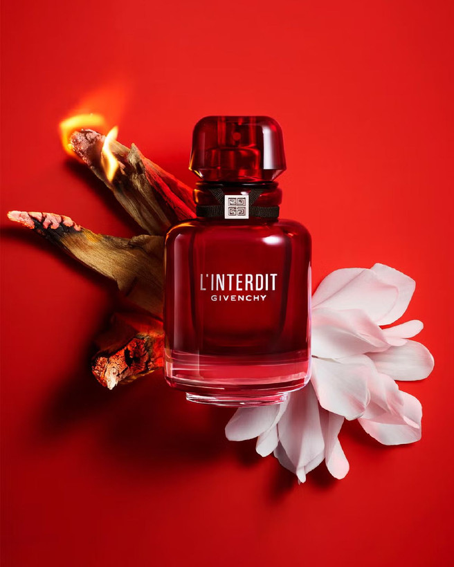 عطر گرمی جنیفر لوپز استیل