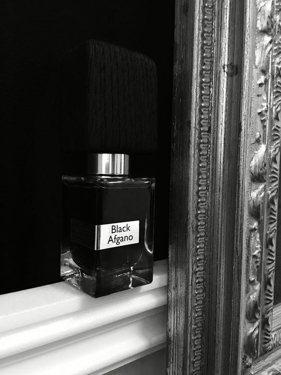 عطر گرمی َناسوماتو بلک افغان